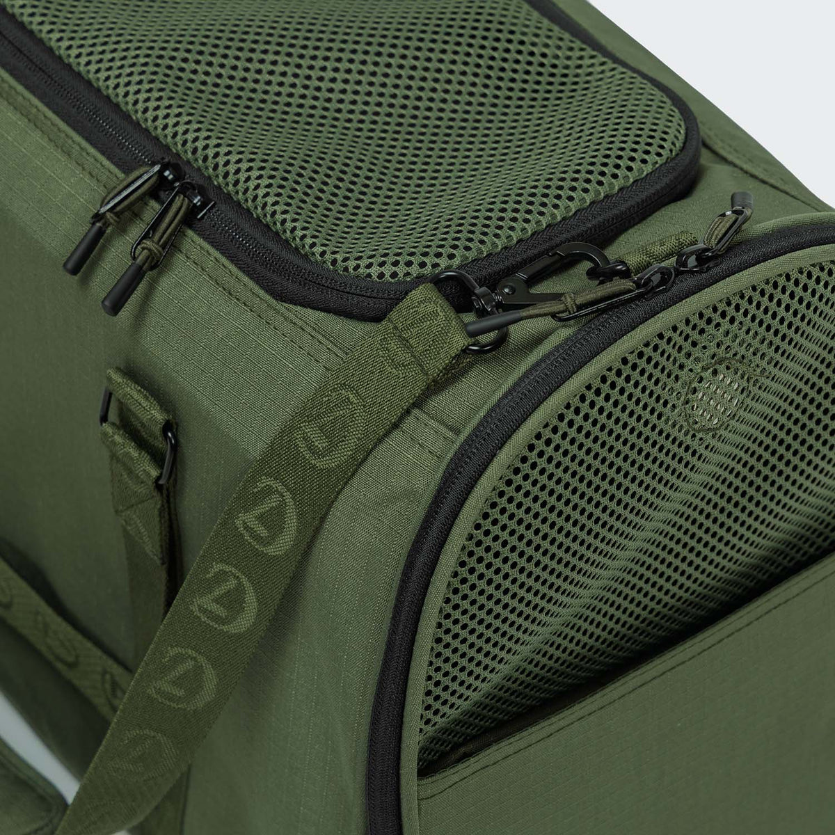 CLOUD7 Hundeflugtasche AKTIV Olive