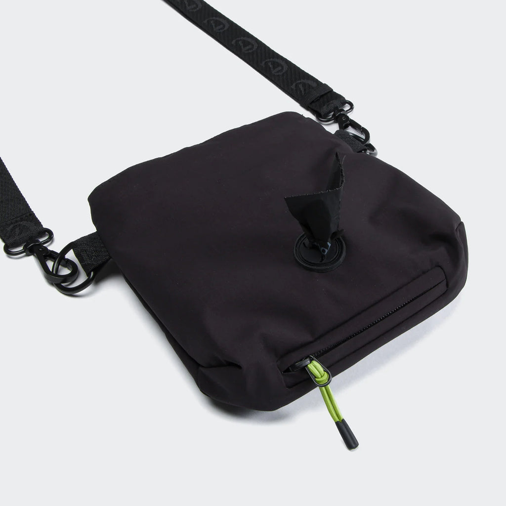 CLOUD7 Leckerlibeutel AKTIV Black