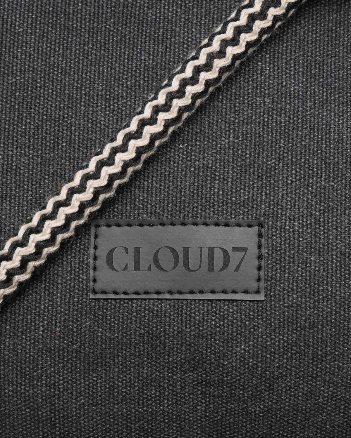 CLOUD7 Travel Bed Canvas Black