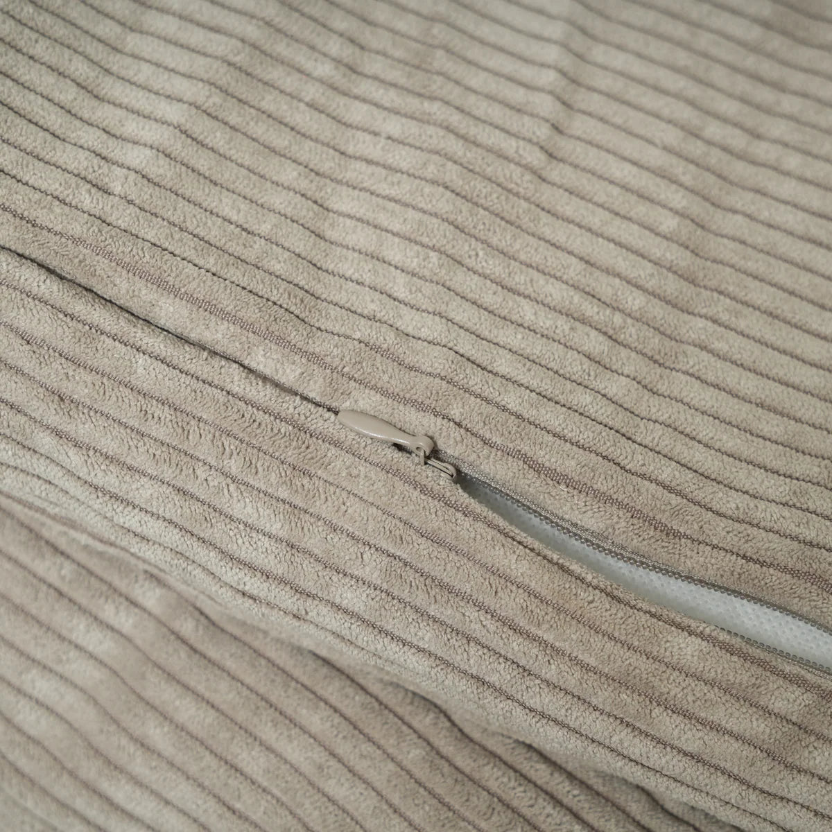 Staey Hundebett Vera Cord Düne